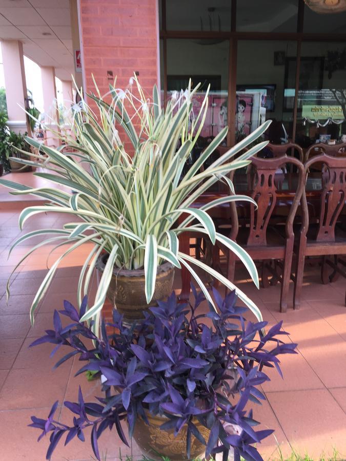 Poon Suk Hotel Kabin Buri المظهر الخارجي الصورة